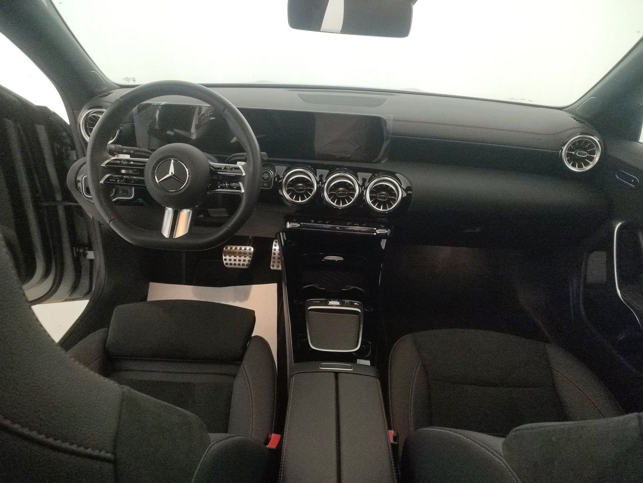 CLA Shooting Brake 200 d AMG Line Advanced Plus au - Certified