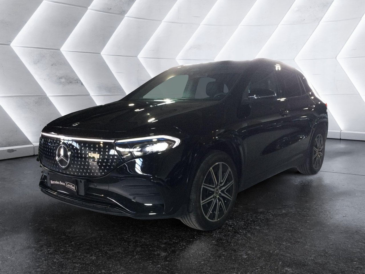 EQA 300 AMG Line Advanced 4matic - Mercedes Certified