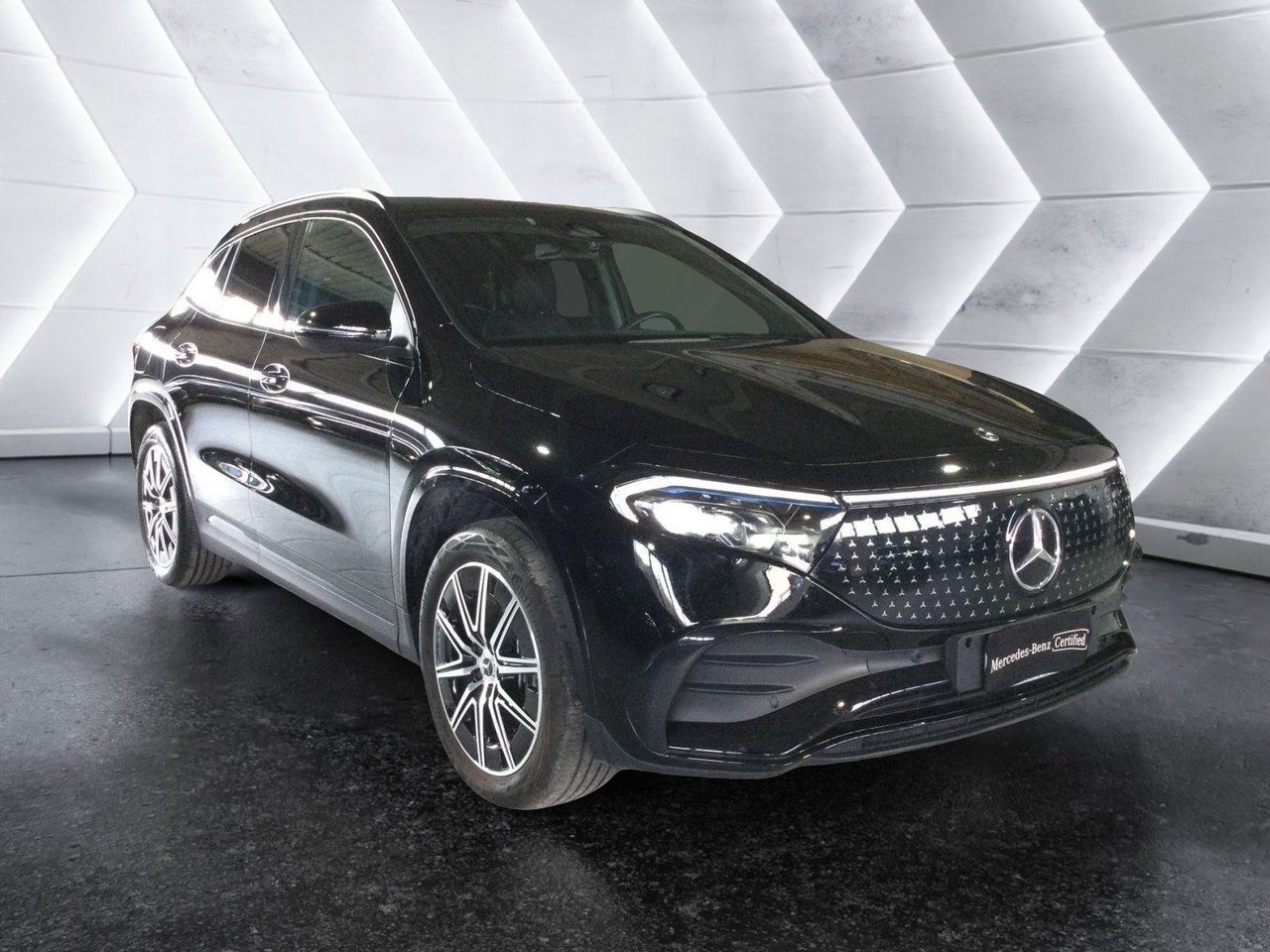 EQA 300 AMG Line Advanced 4matic - Certified
