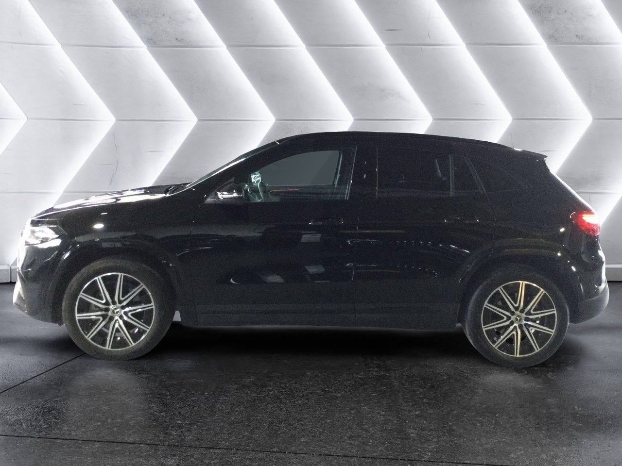 EQA 300 AMG Line Advanced 4matic - Certified