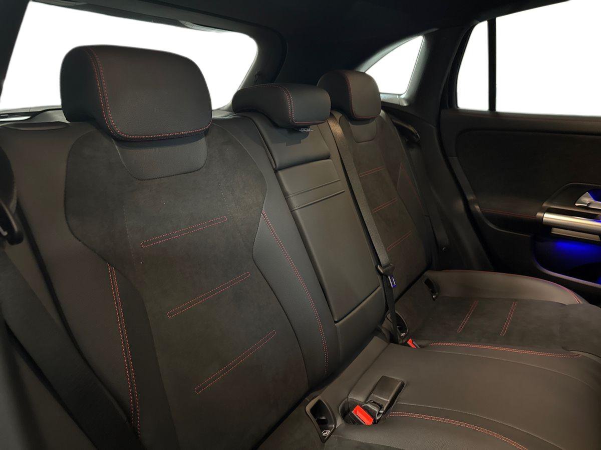 EQA 300 AMG Line Advanced 4matic - Certified