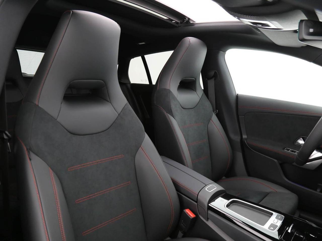CLA Shooting Brake 200 d AMG Line Advanced Plus au - Certified