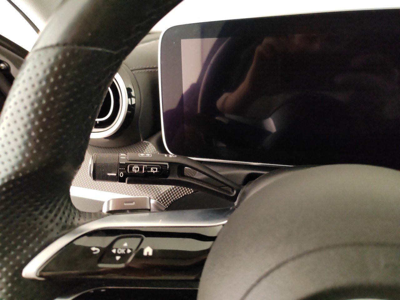 C SW 220 d mhev Premium auto - Certified