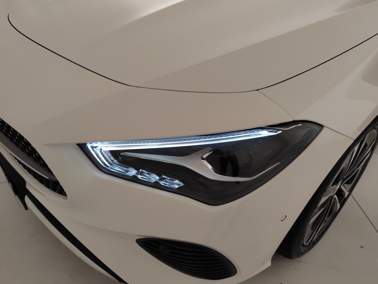 CLA Shooting Brake 180 d Progressive Advanced auto - Certified