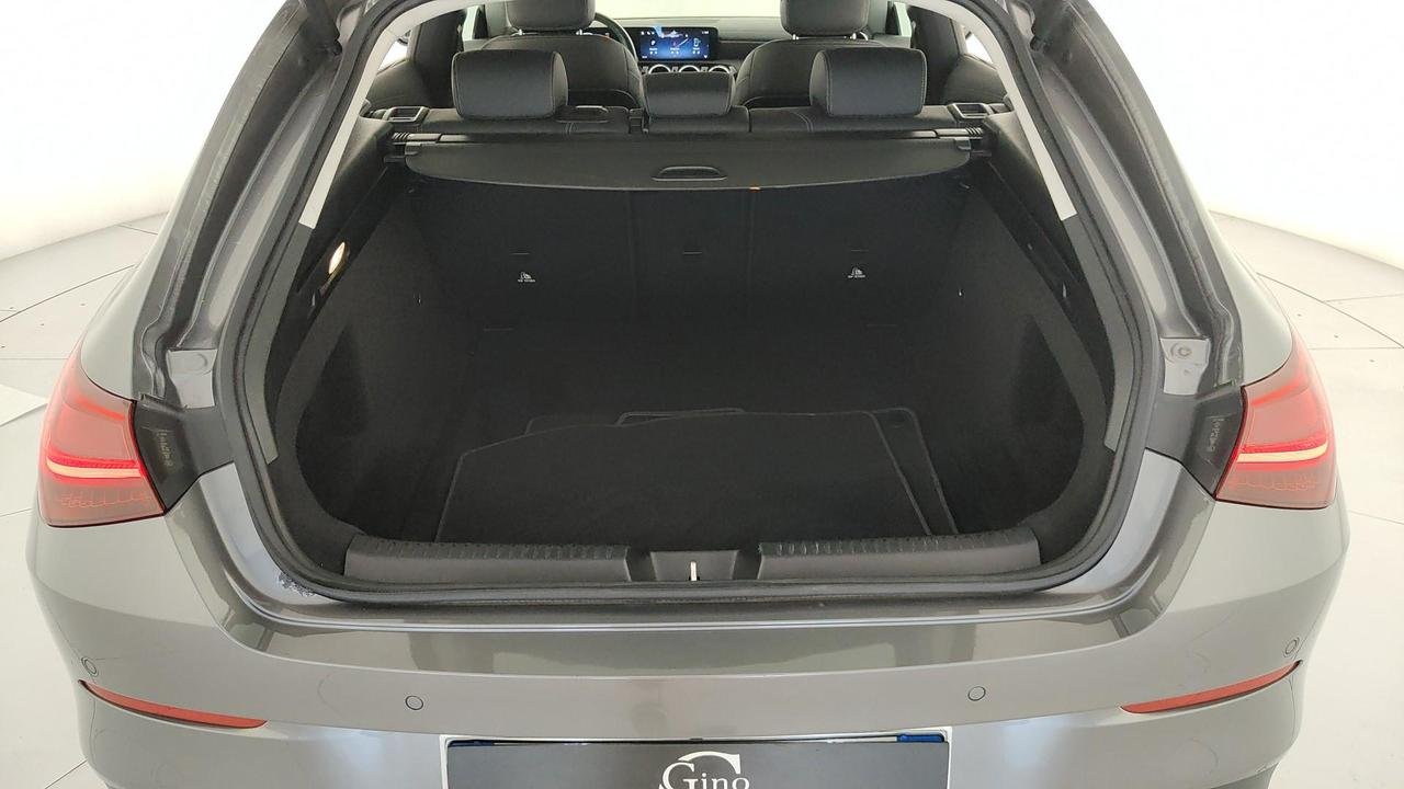 CLA Shooting Brake 180 d Progressive Advanced auto - Certified