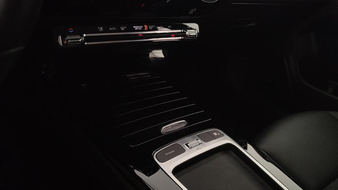 CLA Shooting Brake 180 d Progressive Advanced auto - Certified