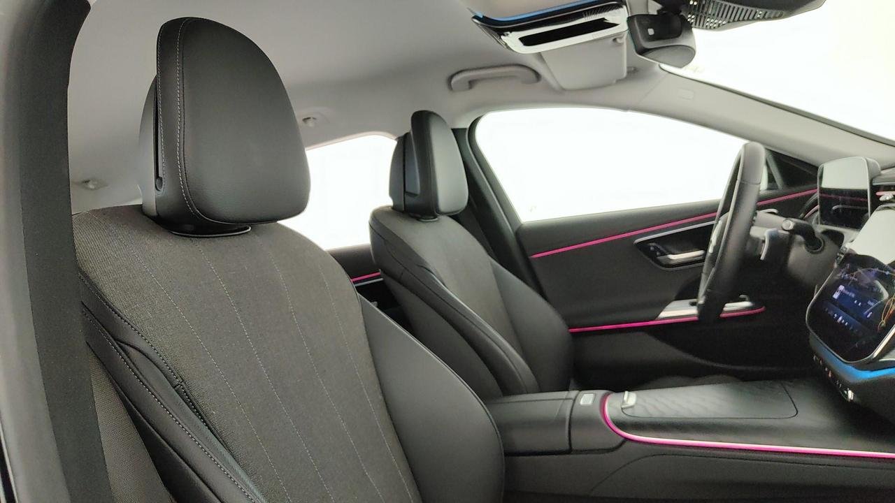 E SW 220 d Advanced auto - Certified