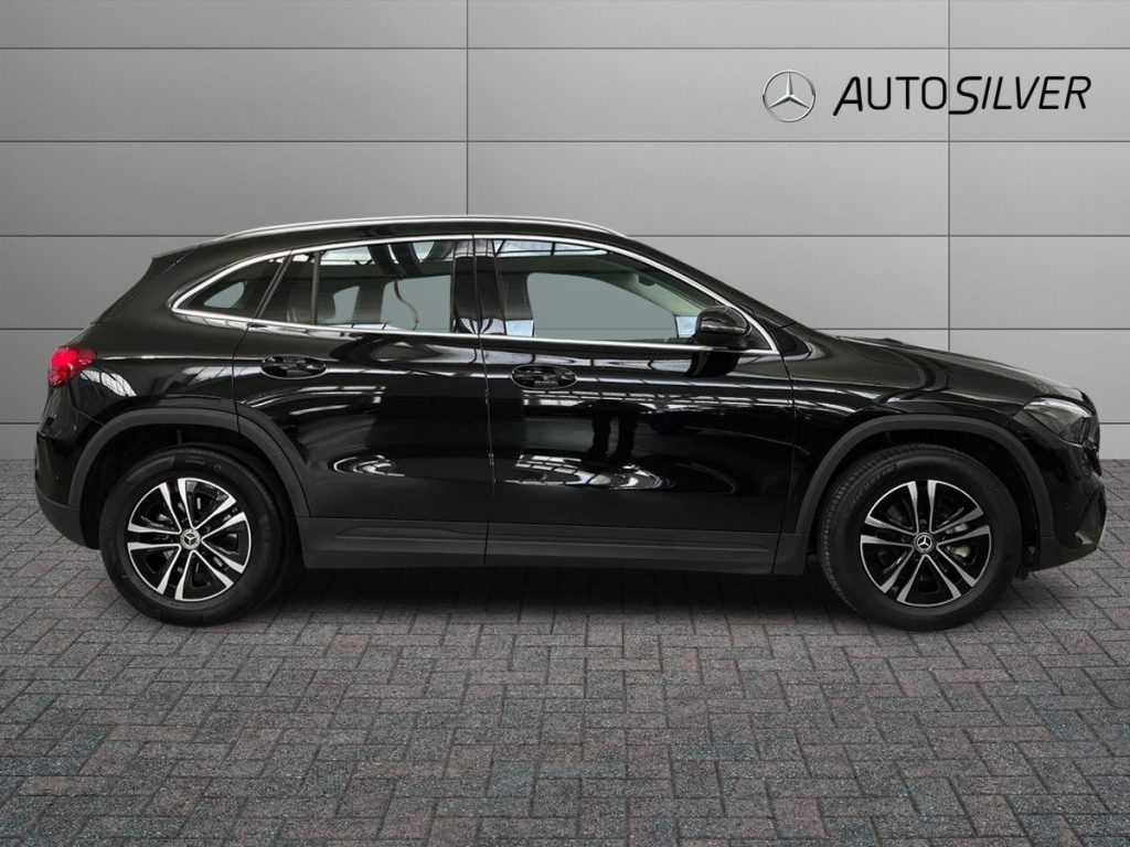 GLA 180 d Advanced auto - Certified