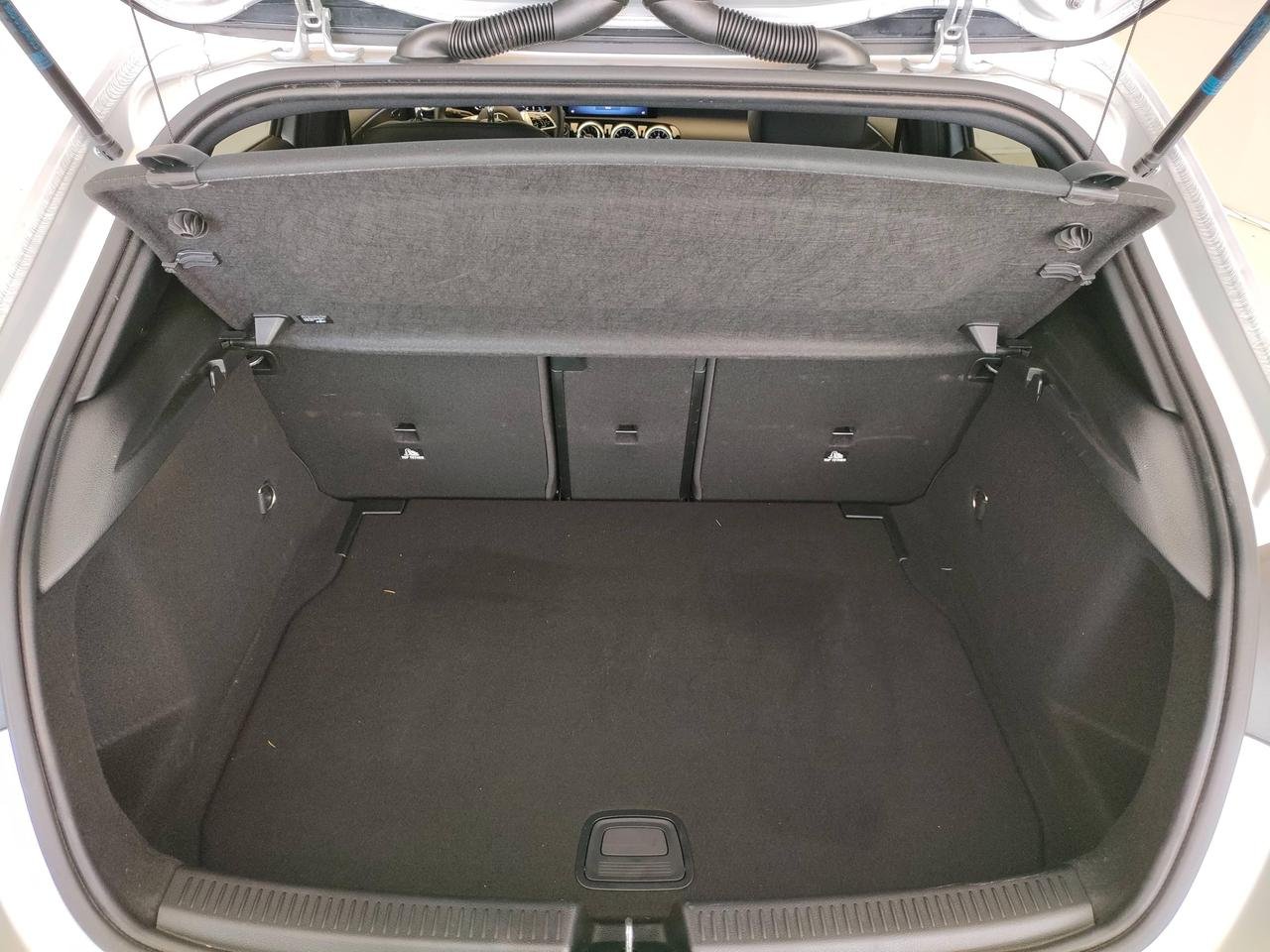 A 180 d Progressive Advanced Plus auto - Certified