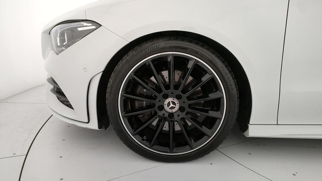 CLA Shooting Brake 200 d Premium auto - Certified