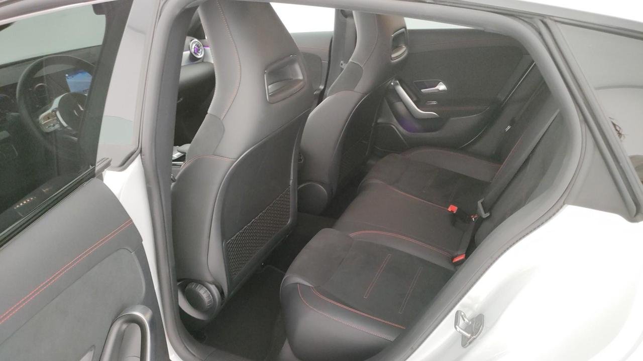 CLA Shooting Brake 200 d Premium auto - Certified