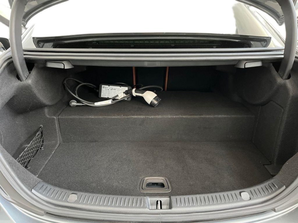 E 300 de phev (eq-power) Premium Plus 4matic auto - Certified