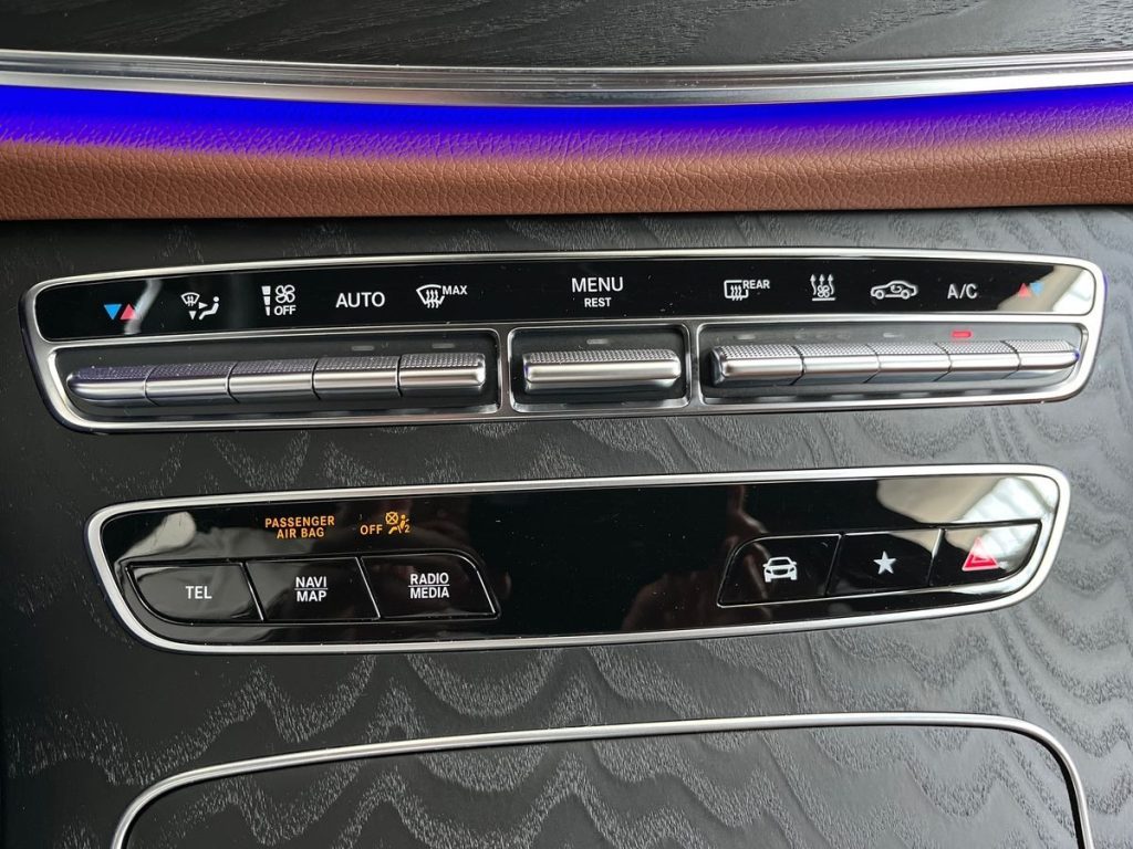 E 300 de phev (eq-power) Premium Plus 4matic auto - Certified