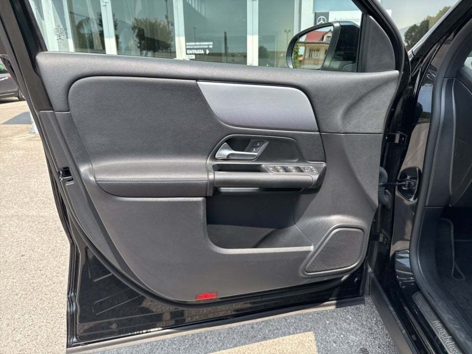 GLA 180 d Sport auto - Certified