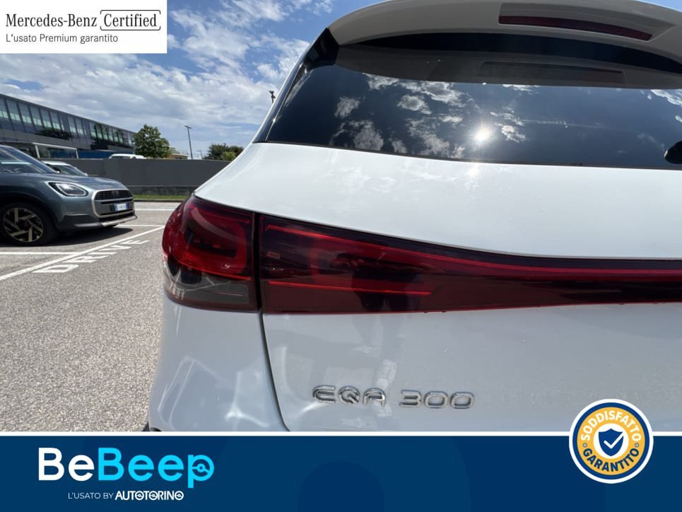 EQA 300 Premium 4matic - Certified