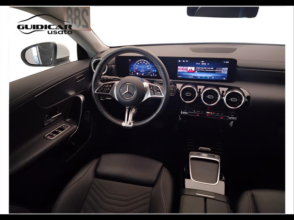 CLA Shooting Brake 180 d Progressive Advanced auto - Certified
