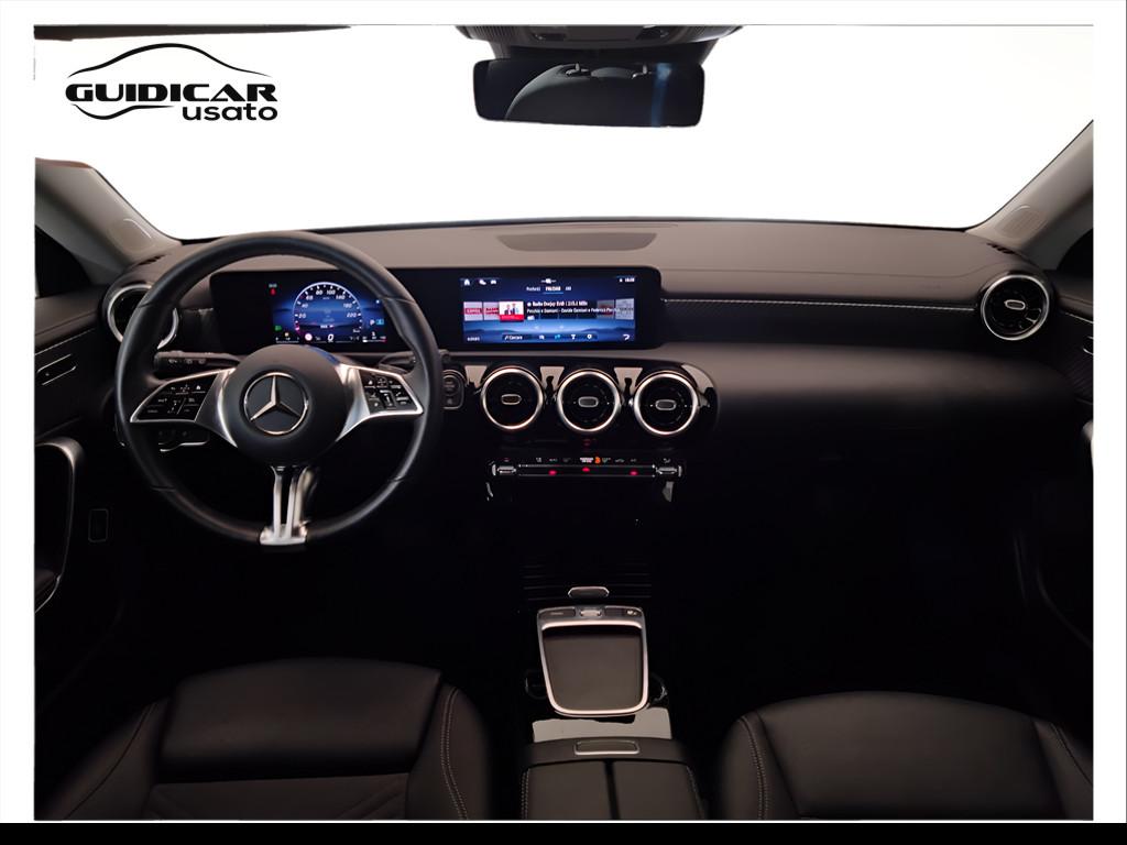 CLA Shooting Brake 180 d Progressive Advanced auto - Certified