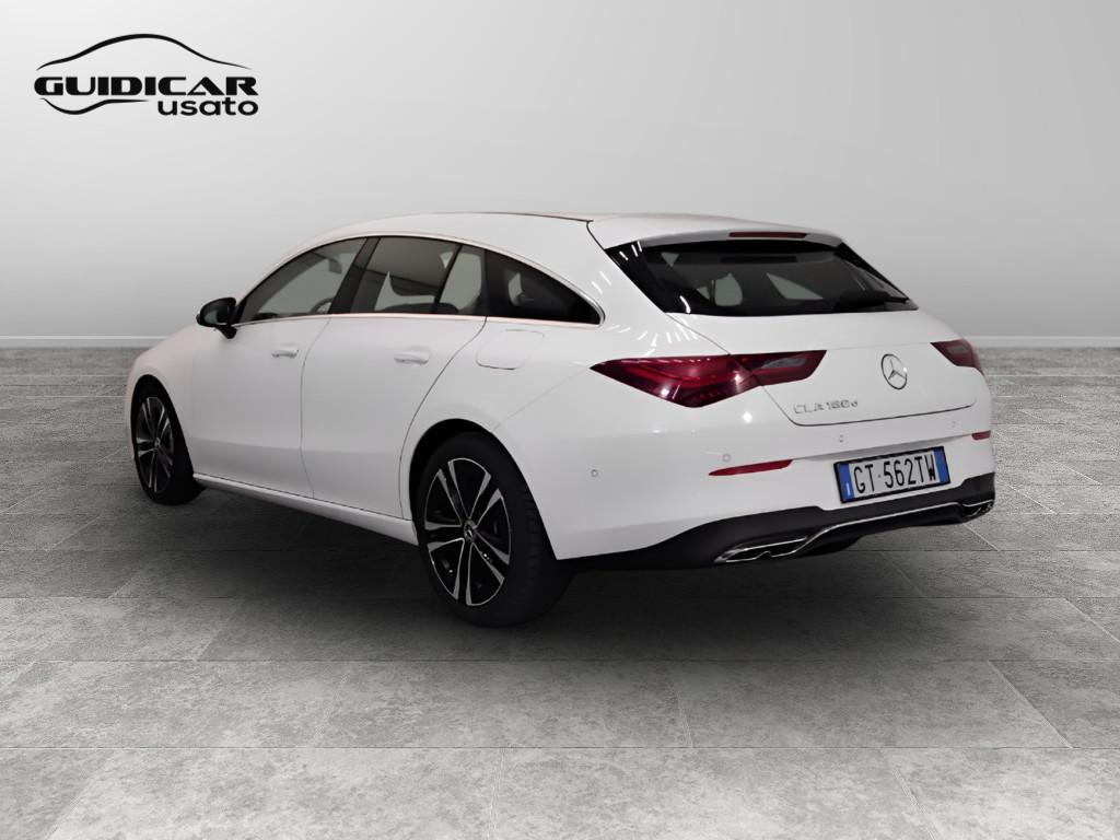 CLA Shooting Brake 180 d Progressive Advanced auto - Certified