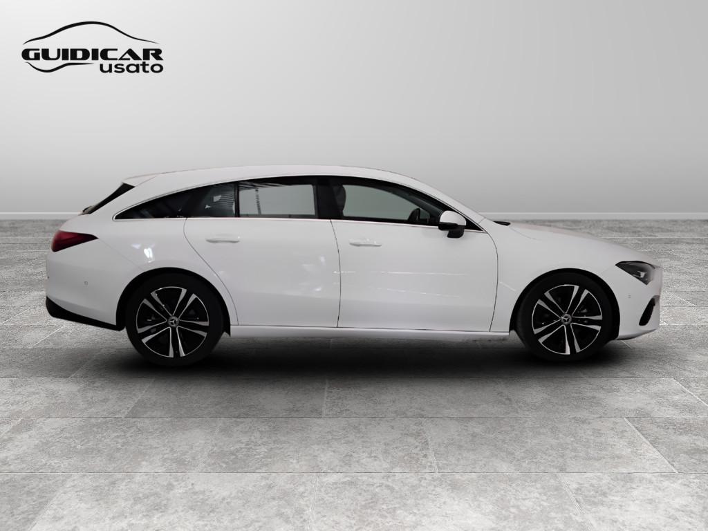 CLA Shooting Brake 180 d Progressive Advanced auto - Certified