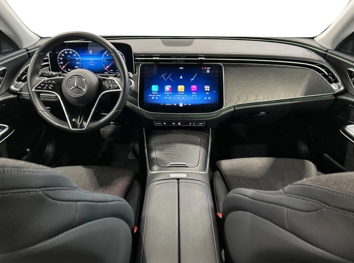 E SW 220 d Advanced auto - Certified