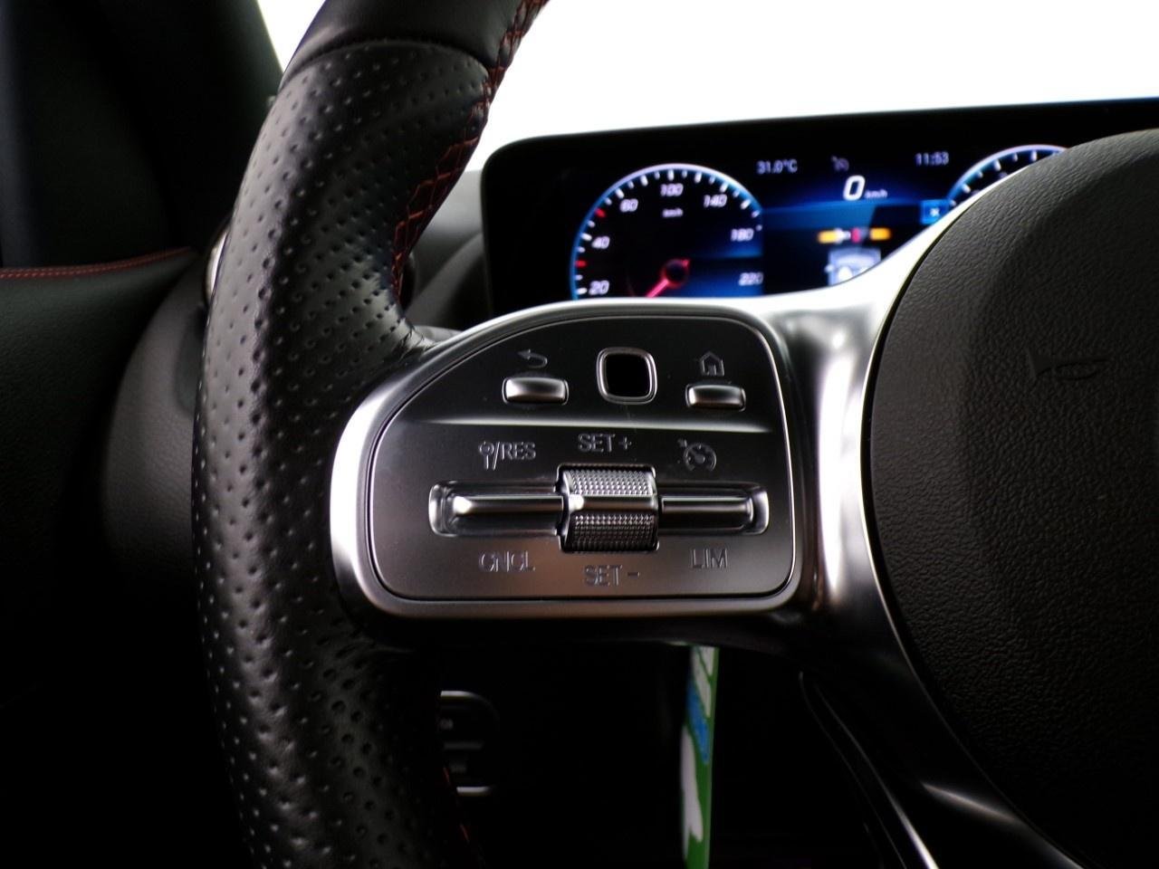 GLA 250 e phev (eq-power) Premium auto - Certified