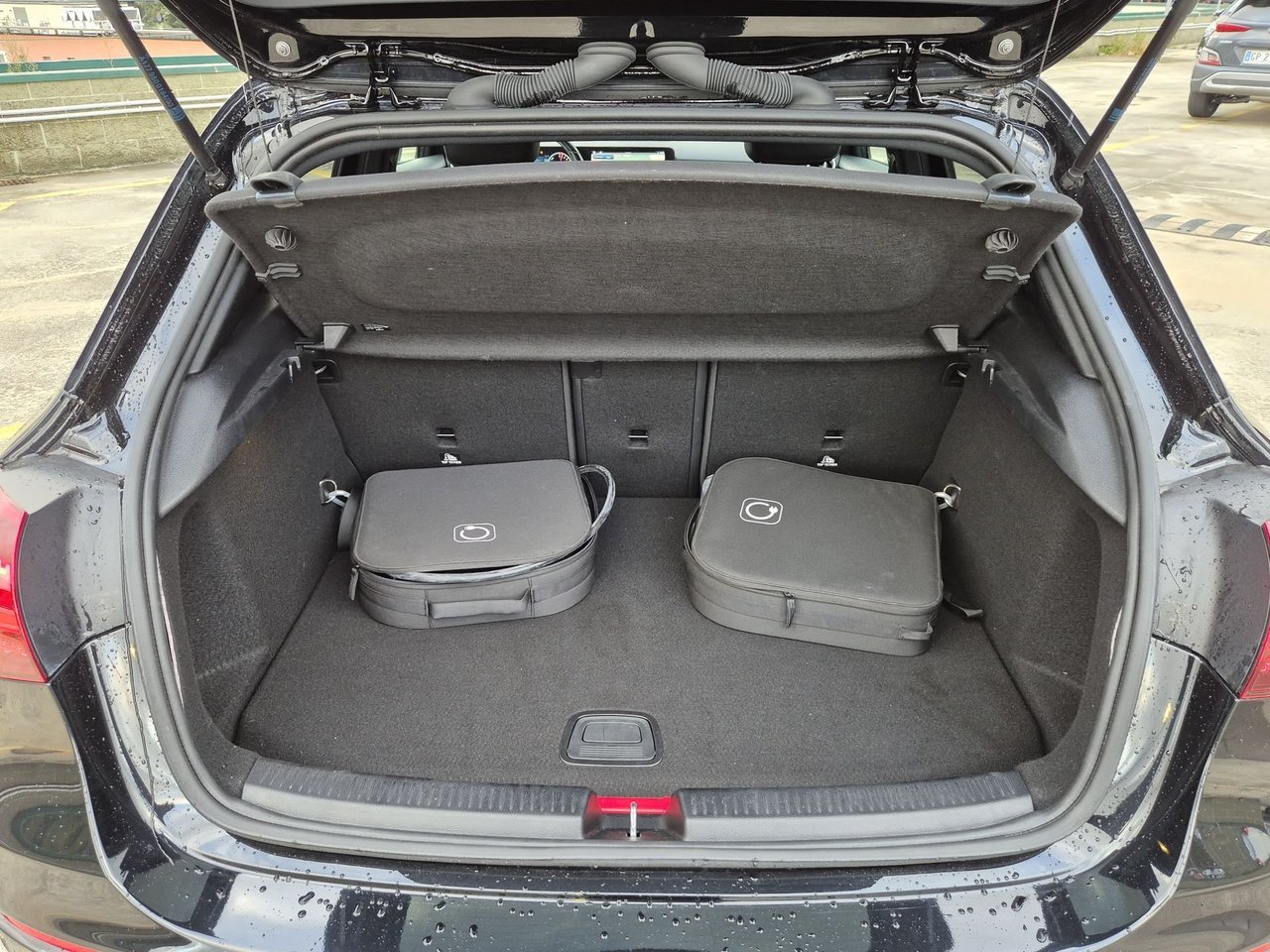 A 250 e phev Progressive Advanced auto - Certified