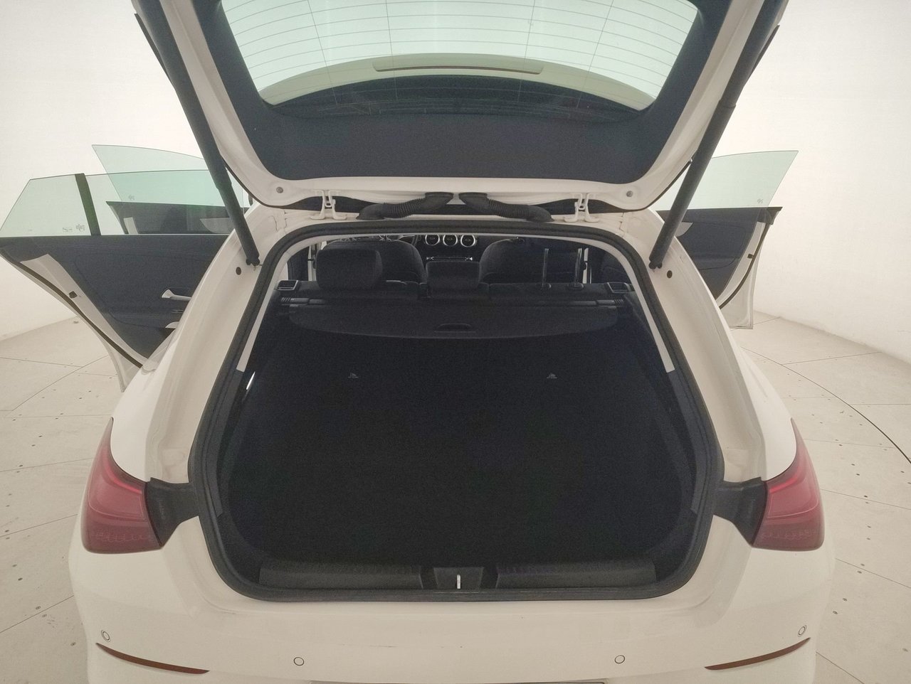 CLA Shooting Brake 180 d Progressive Advanced auto - Certified