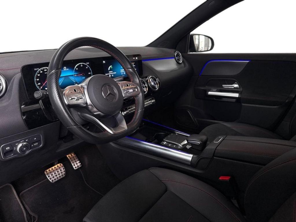 EQA 300 Premium 4matic - Certified
