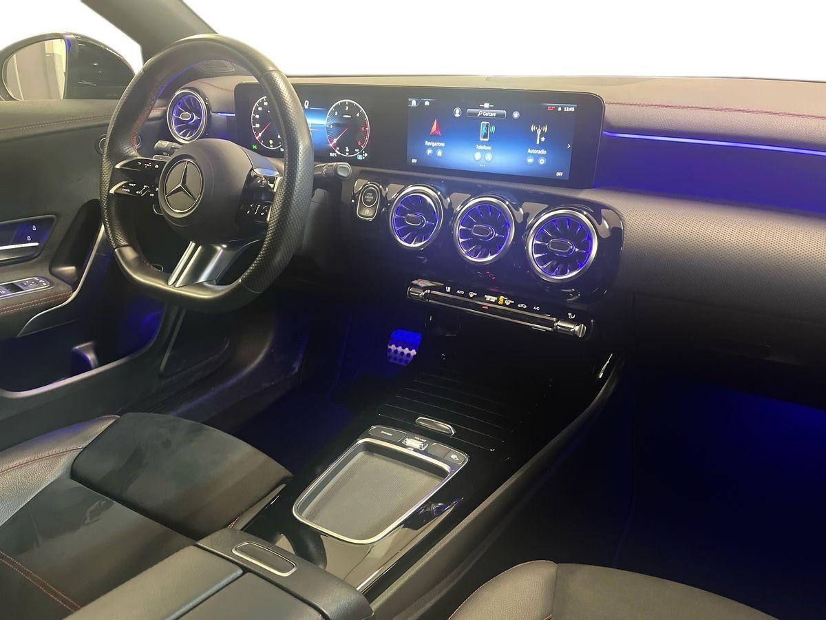 CLA Shooting Brake 200 d AMG Line Advanced Plus au - Certified