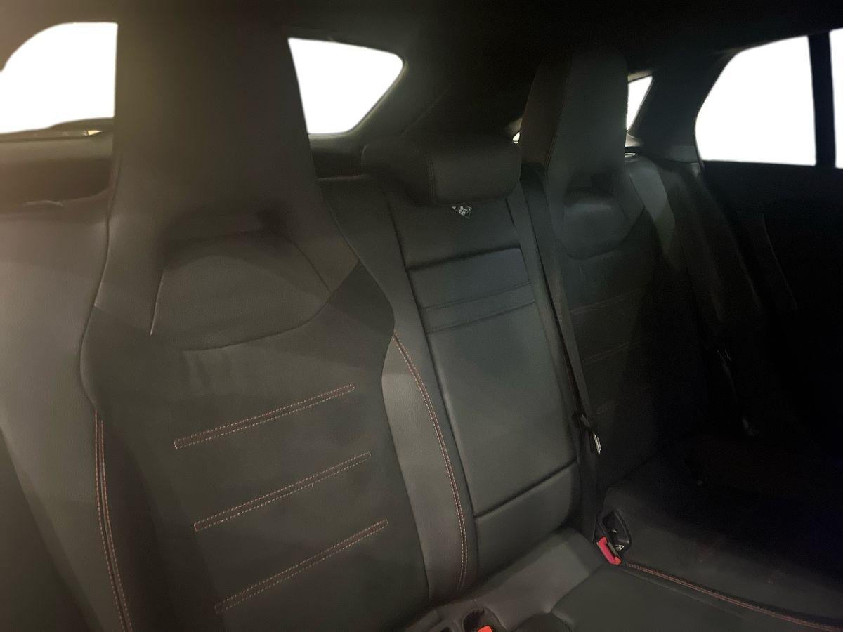 CLA Shooting Brake 200 d AMG Line Advanced Plus au - Certified