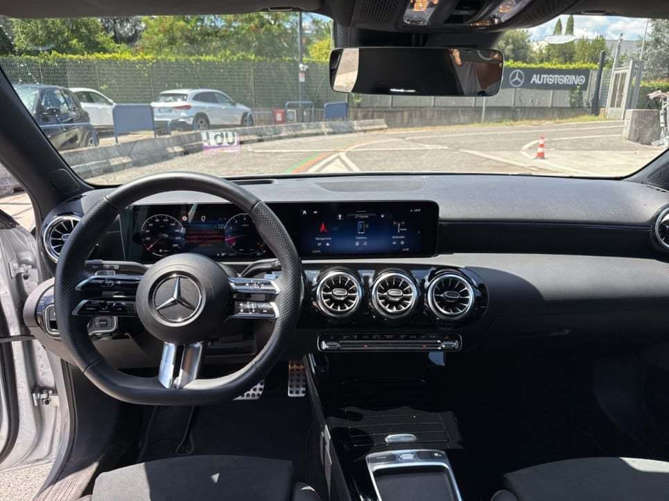 A 180 AMG Line Premium Plus auto - Certified
