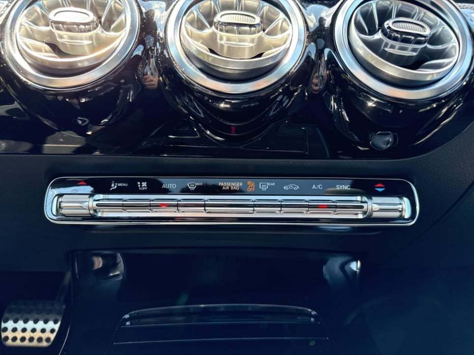 A 180 AMG Line Premium Plus auto - Certified