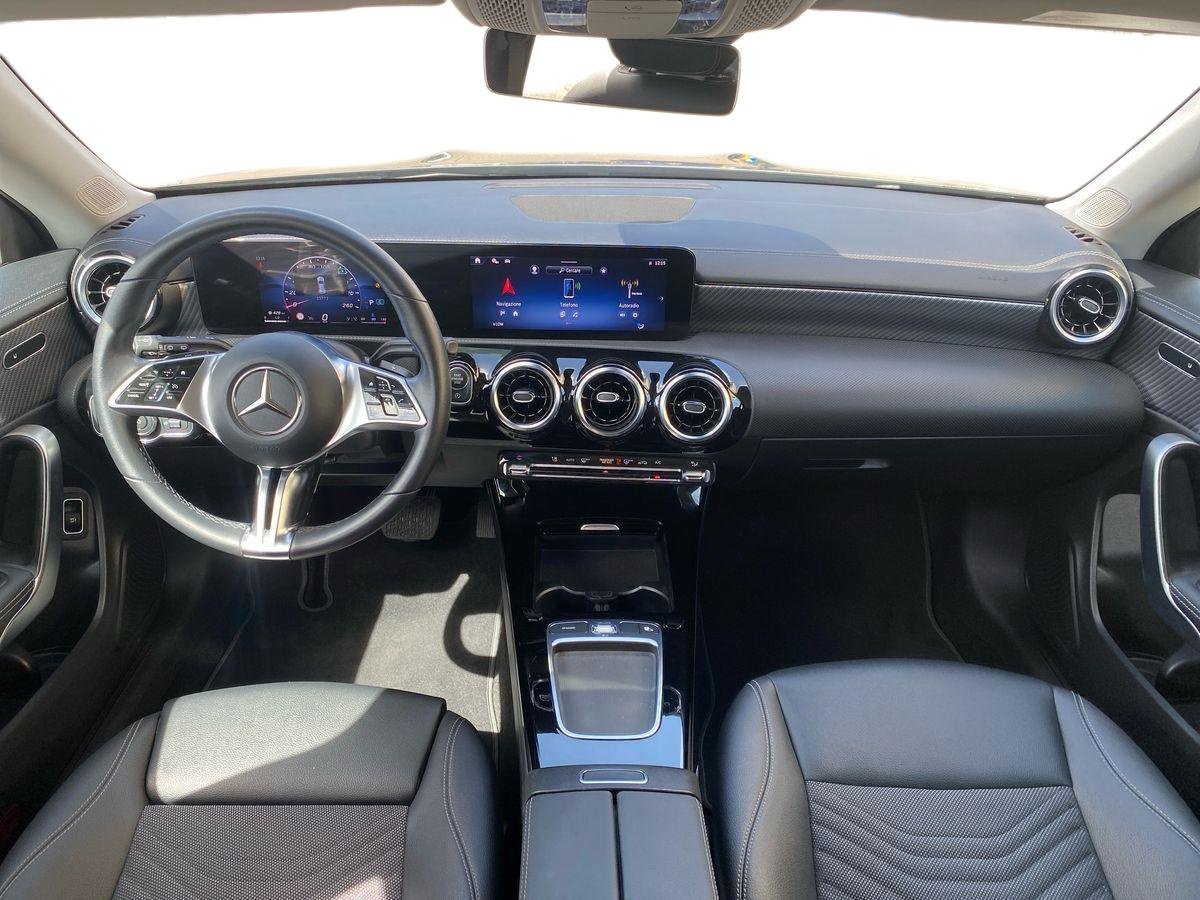CLA Shooting Brake 180 d Progressive Advanced auto - Certified