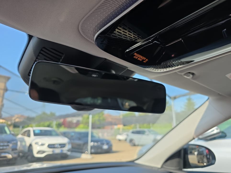 C SW 300 e phev Premium auto - Certified
