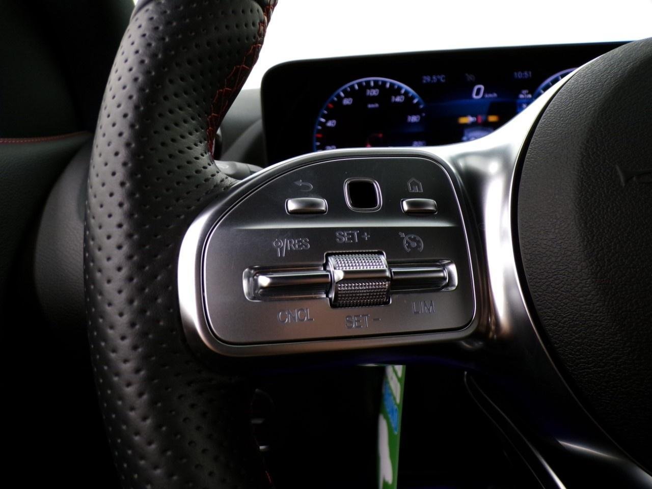 GLA 250 e phev (eq-power) Premium auto - Certified