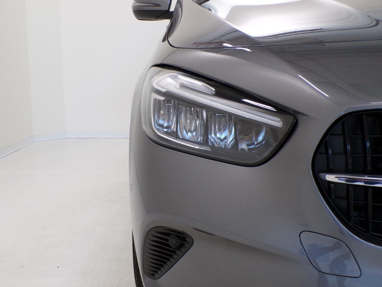 B 180 Progressive Advanced auto - Certified