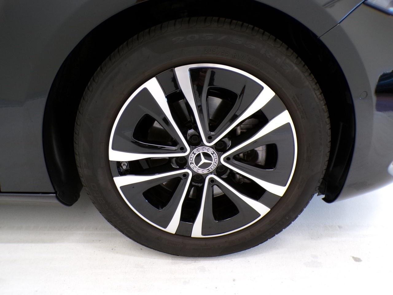 A 180 d Progressive Advanced auto - Certified