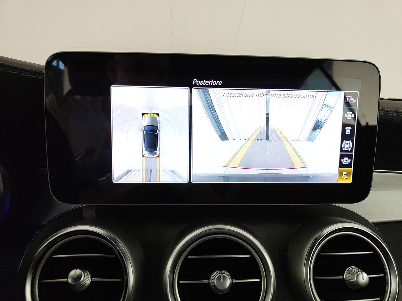 C Cabrio 220 d Premium Plus 4matic auto - Certified