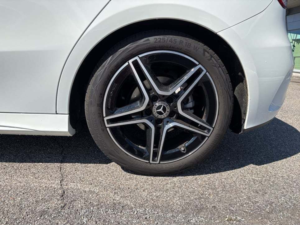A 180 Premium auto - Certified