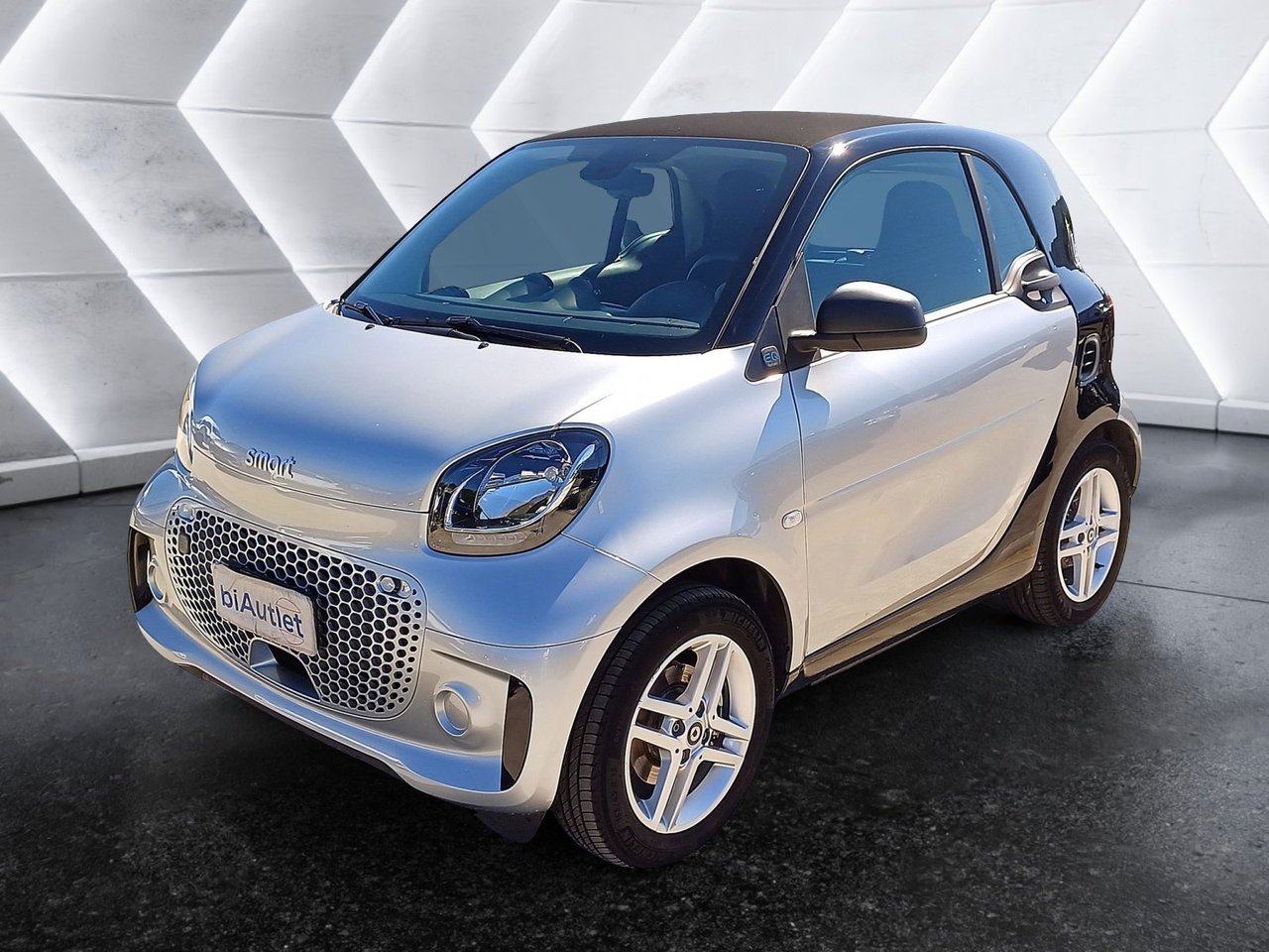 Fortwo eq Pure 22kW - Mercedes Certified Fortwo eq Pure 22kW - Mercedes Certified