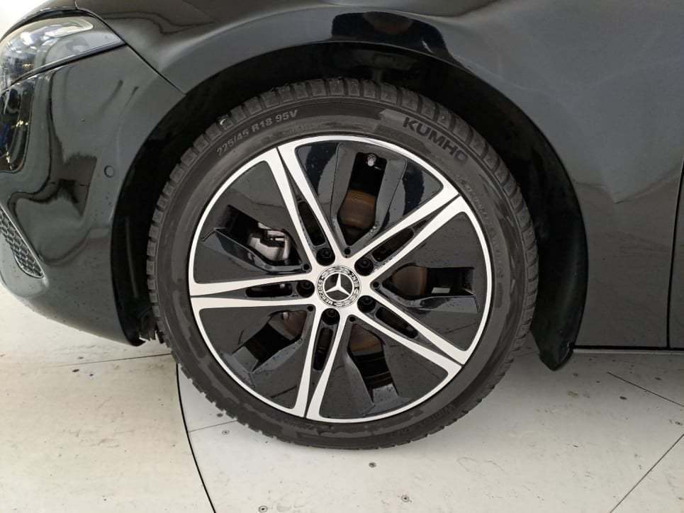 A 180 d Progressive Advanced auto - Certified