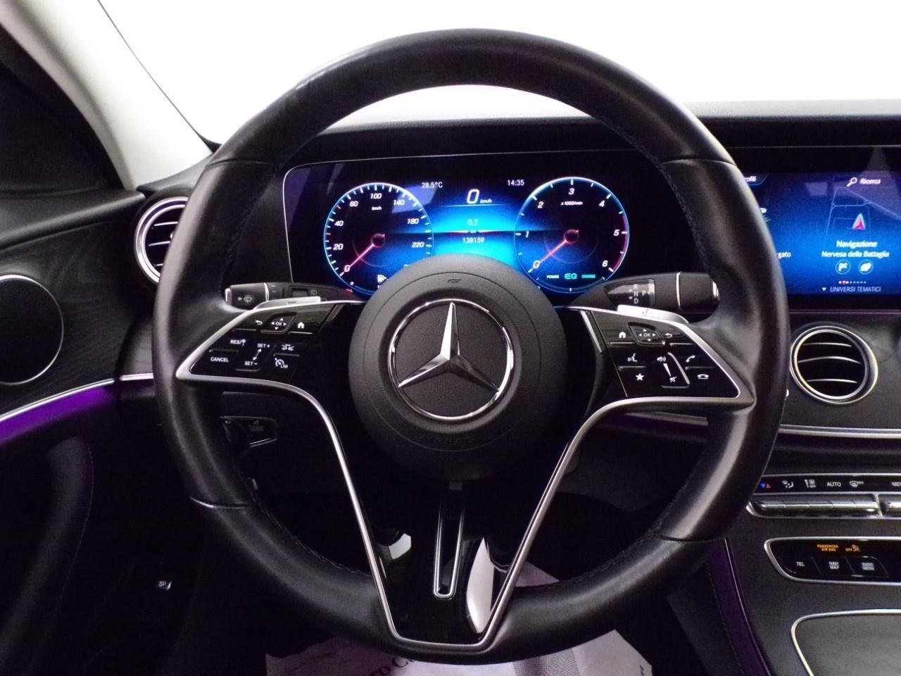 E SW 300 d mhev (eq-boost) Premium 4matic auto - Certified