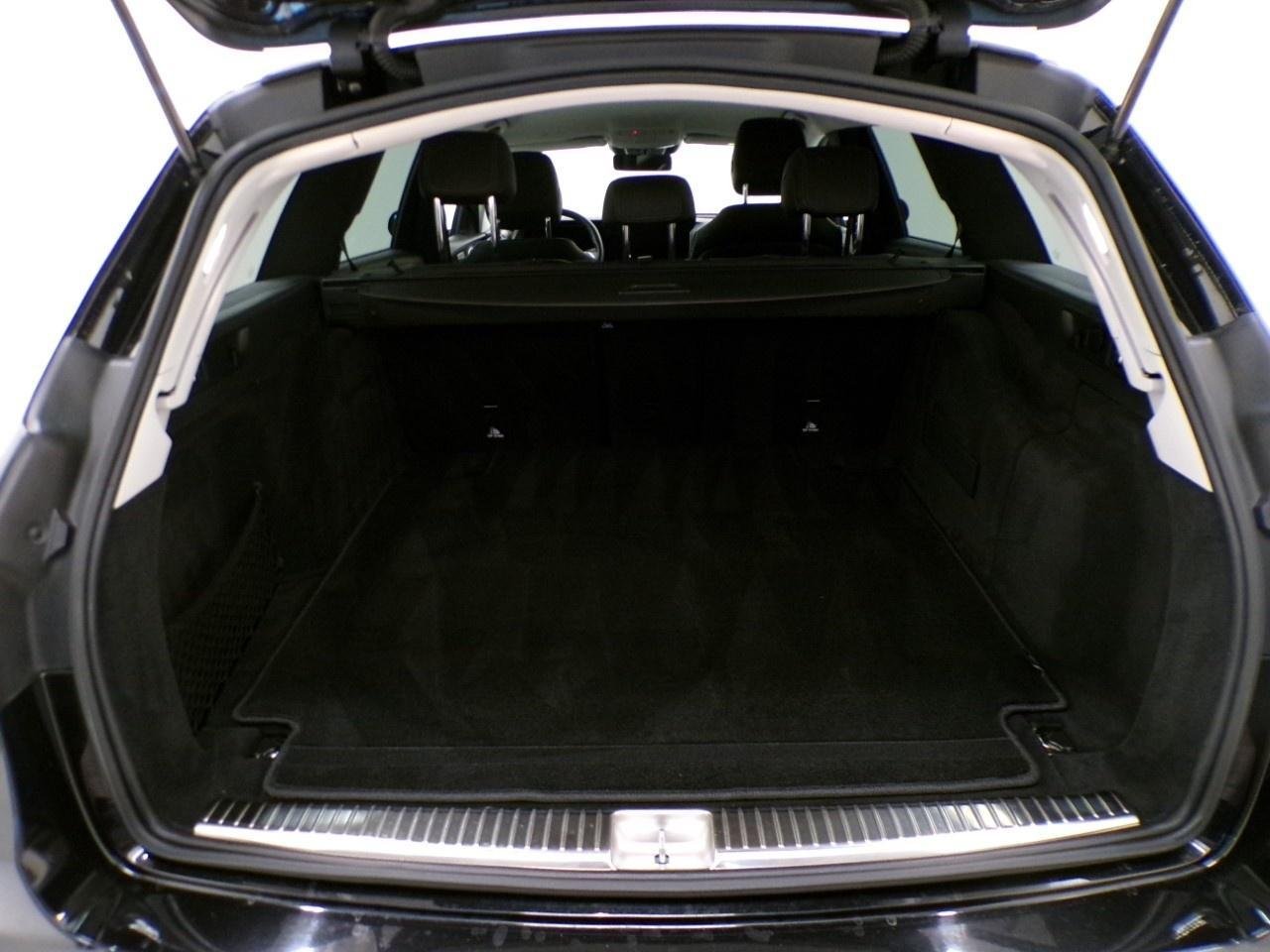 E SW 300 d mhev (eq-boost) Premium 4matic auto - Certified