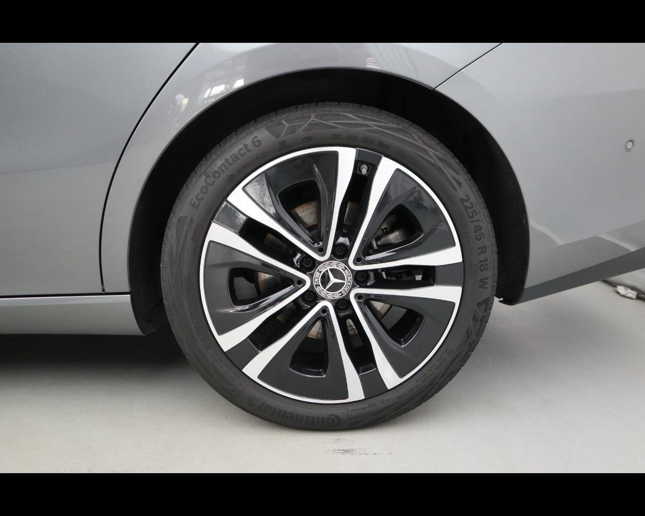CLA Shooting Brake 180 d Progressive Advanced auto - Certified