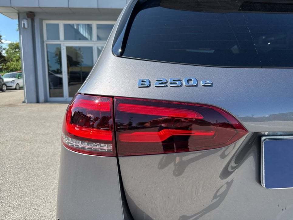 B 250 e phev (eq-power) Premium auto - Certified