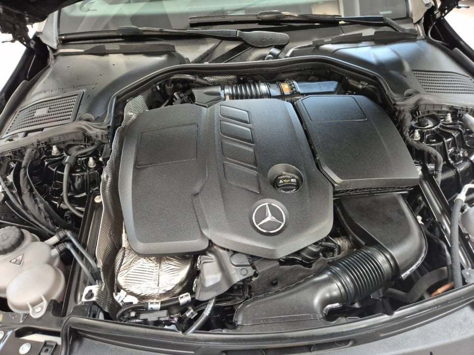 C SW 220 d mhev Premium auto - Certified