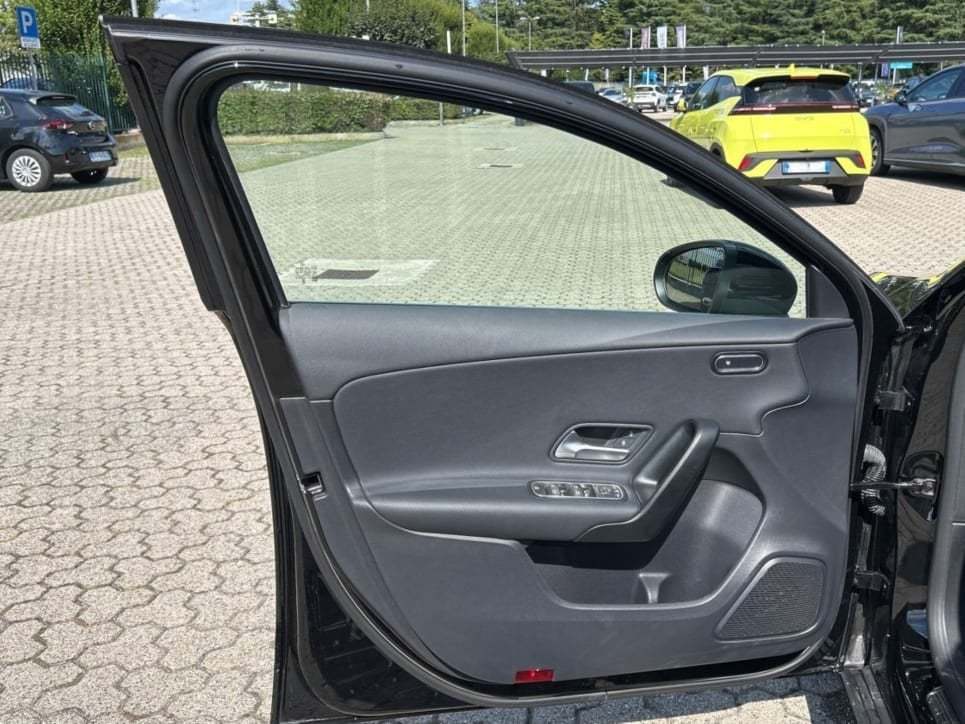 A 180 Progressive Advanced Plus auto - Certified