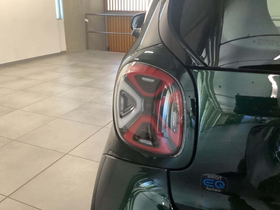 Fortwo eq racingreen 22kW - Certified