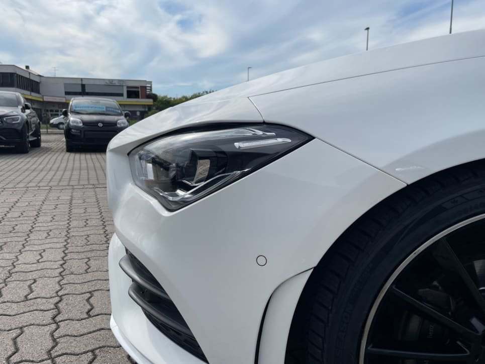 CLA Shooting Brake 180 d Premium auto - Certified