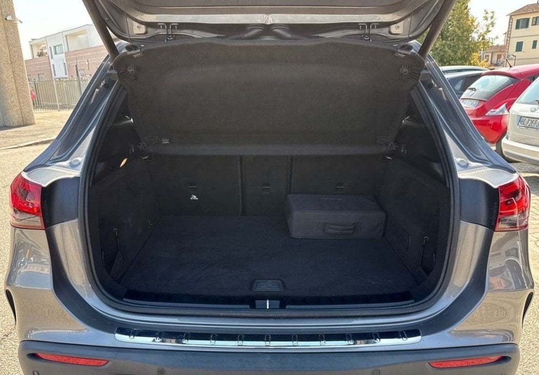 EQA 250 Premium - Certified